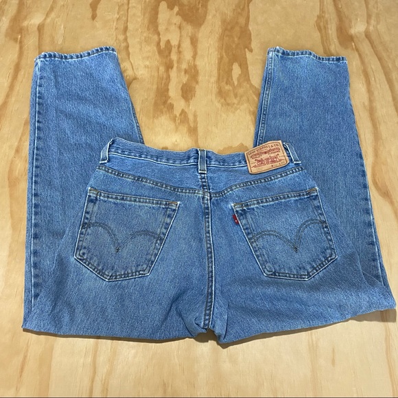 Vintage Levi’s 550 Relaxed Fit Straight Leg Mom Jean Size 33 x 30 (8) - Picture 2 of 11